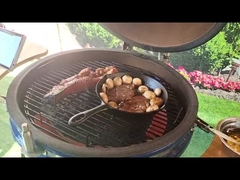 Il carbone 22 pollici di Kamado ceramico griglia il BARBECUE di superficie liscio blu Handlle di bambù