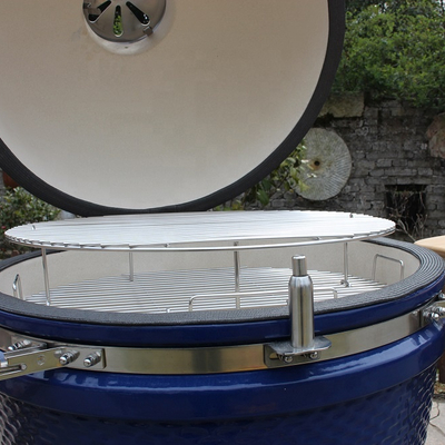 griglia ceramica del barbecue 24Inch con il termometro incorporato delle ruote